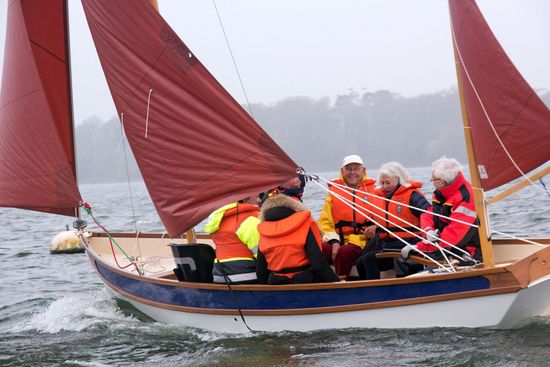 Drascombe Longboat sailing