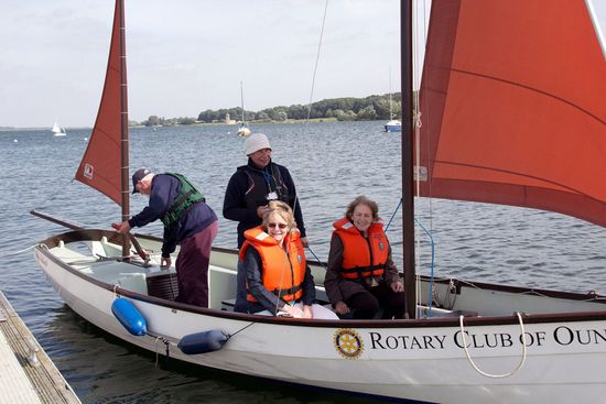 Drascombe Longboat sailing