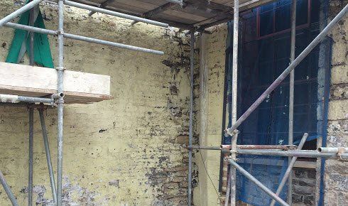 Brickwork before grit blasting