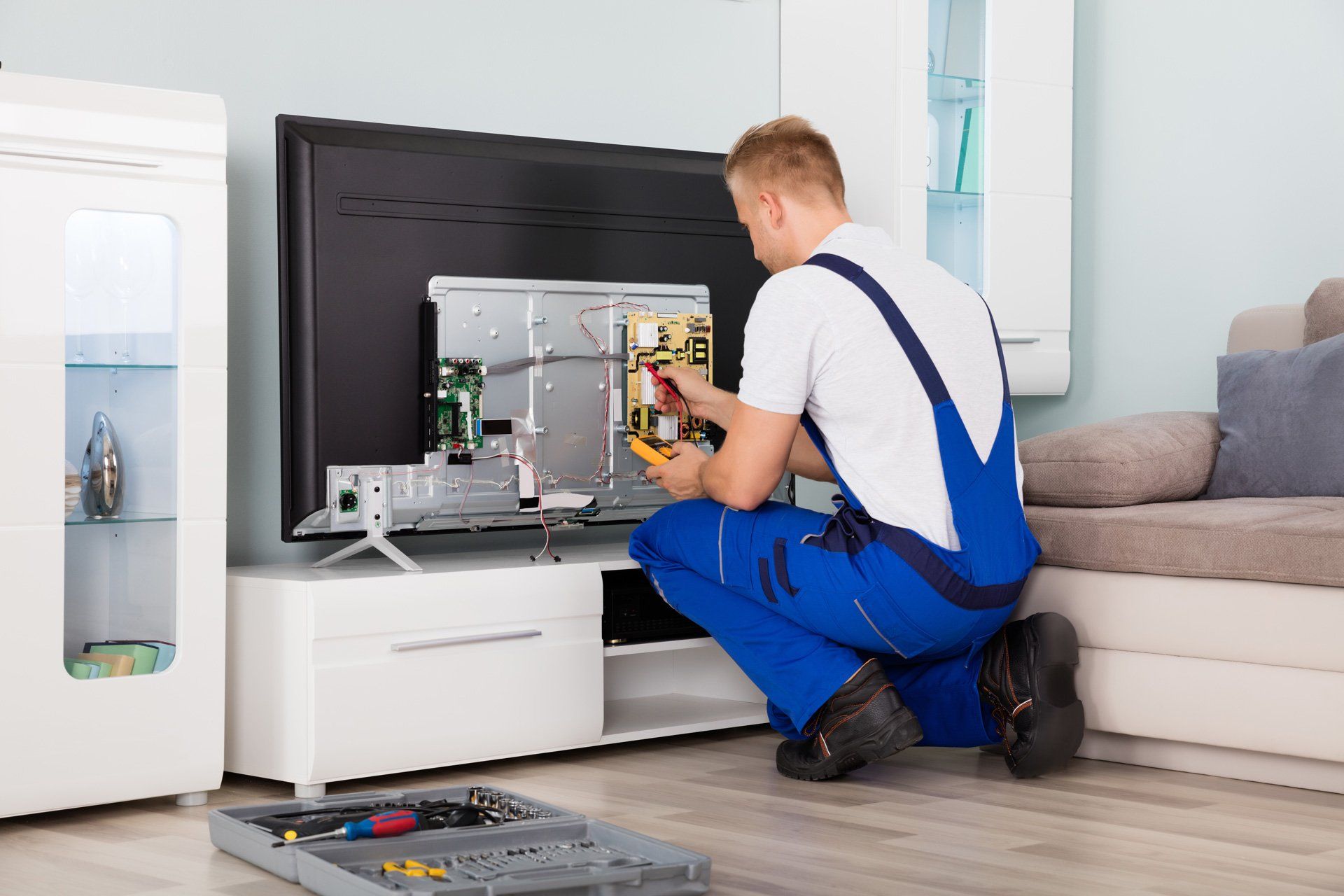 Television Repair — Milwaukee, WI — Emergency TV Services Co.