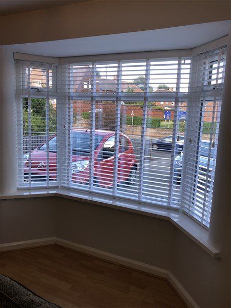 Wood And Fauxwood Venetian Blinds  Near Me