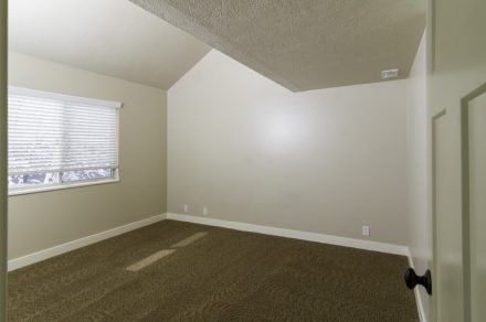 Vine Gate-Bedroom 2