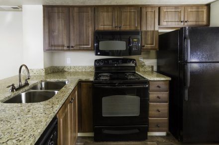Vine Gate-Kitchen 4