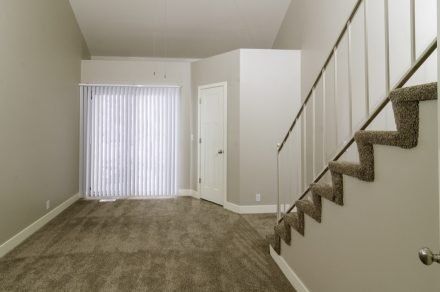 Vine Gate-Stairwell 2