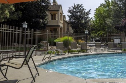 Vine-Gate-Pool 3