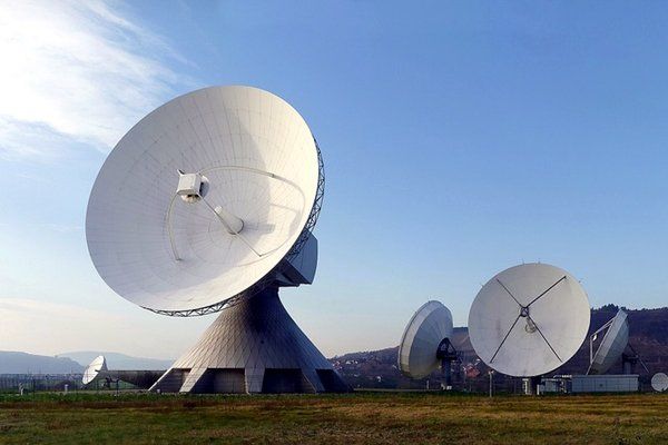 Radar dishes