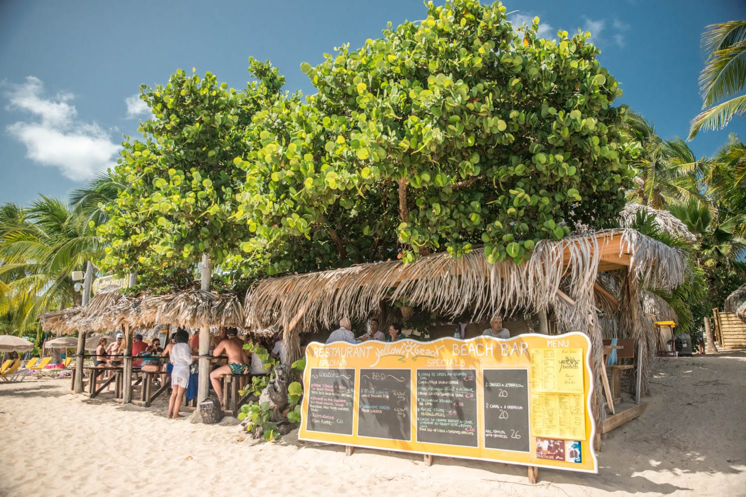 The Yellow Beach is the first restaurant when you arrive at Pinel island