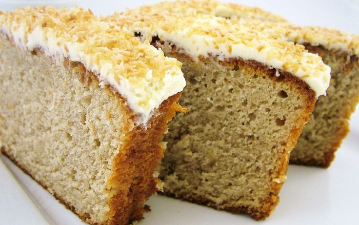A close up of a lemon cake