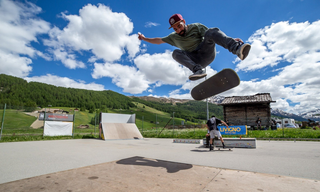 skateboard flip