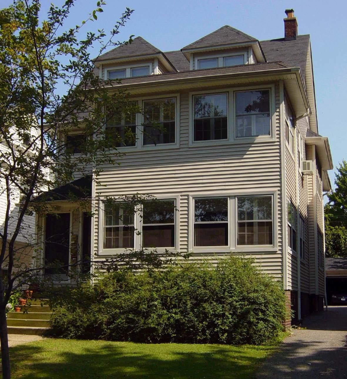 2289 Bellfield Ave., Cleveland Hts, Ohio 44106