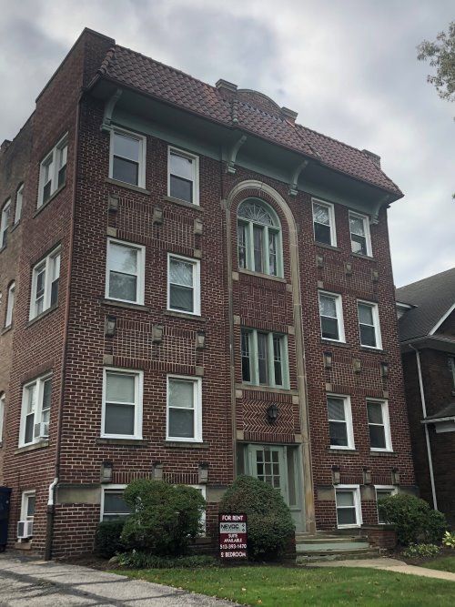 2492 Derbyshire, Cleveland Hts, OH