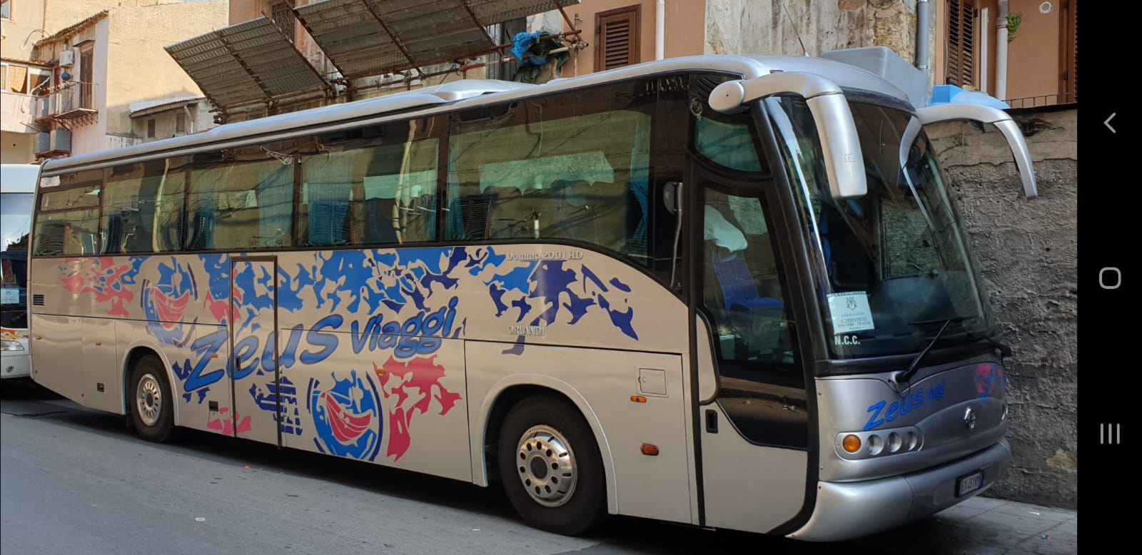 pullman zeus su strada