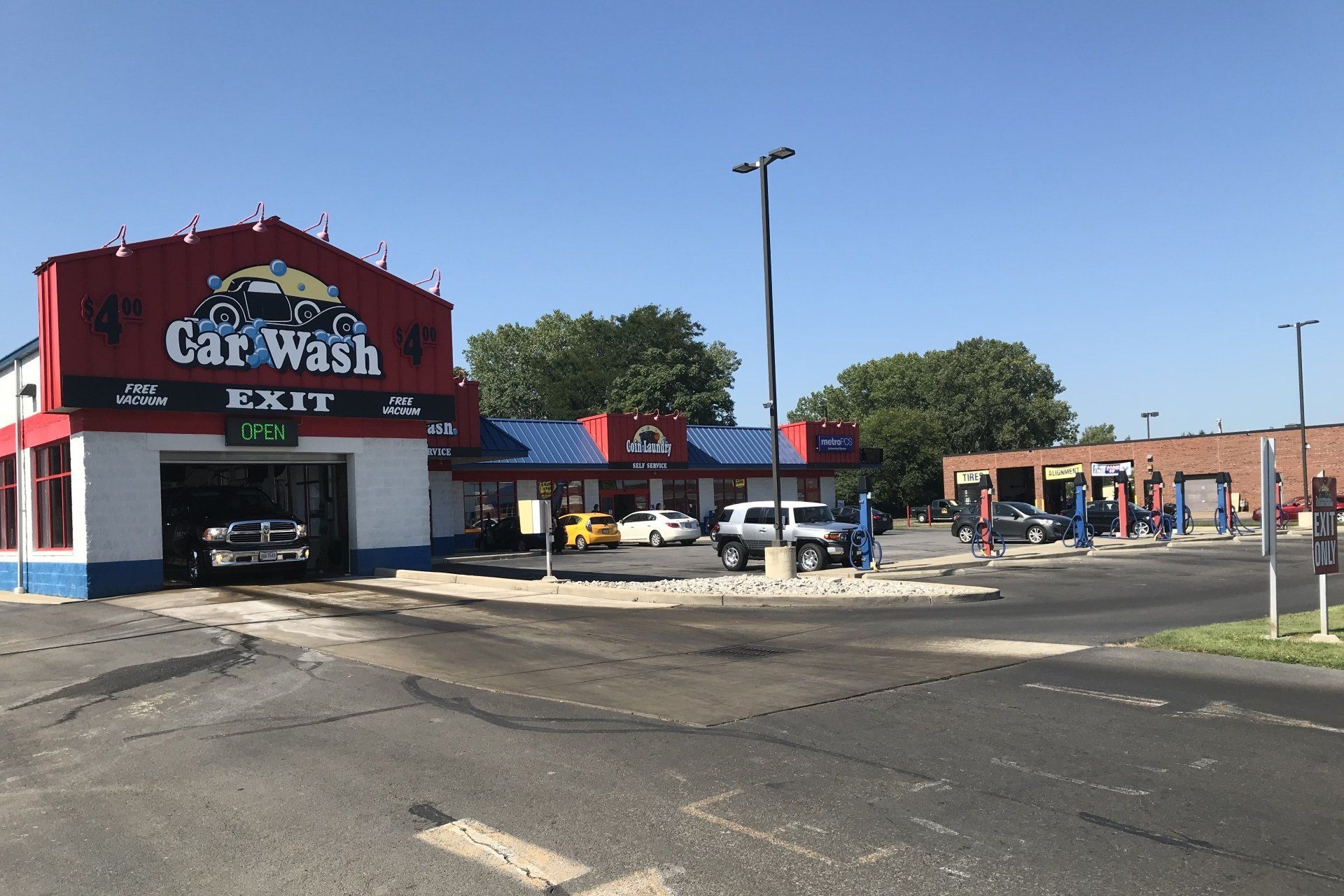 Car Wash in Catawba — Maroon Car Inside Car Wash in Sandusky, OH
