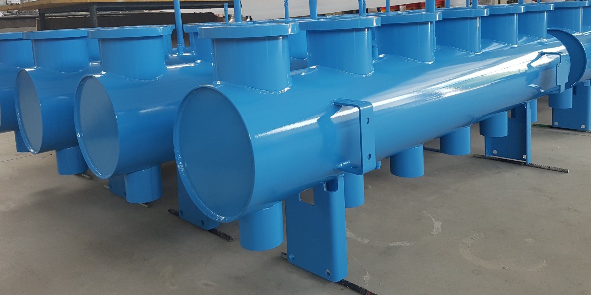 verniciatura metalli blu