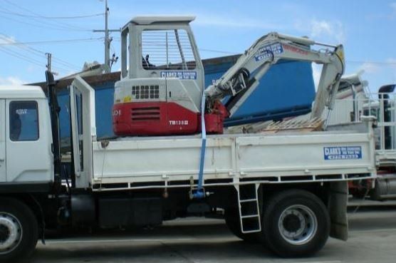 tip truck hire townsville