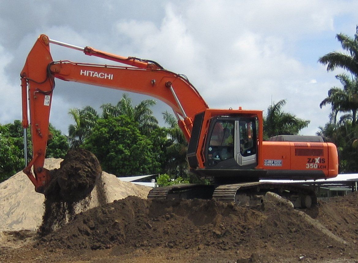excavator hire townsville
