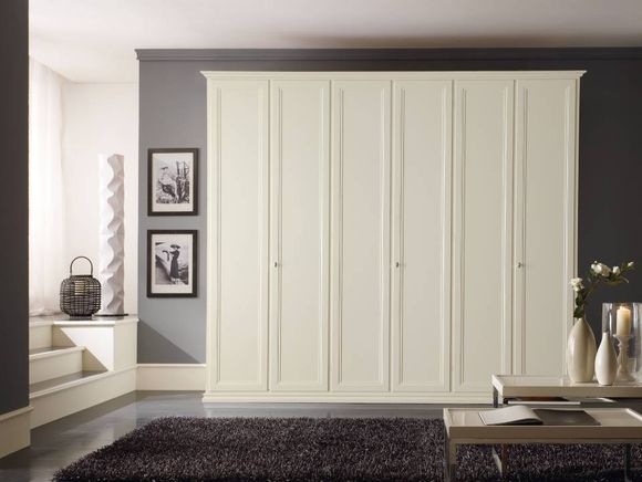 Minerva closet