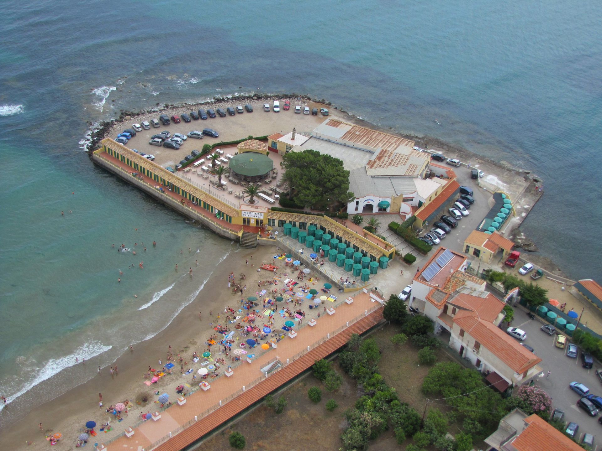 stabilimenti balneari con pizzeria annessa