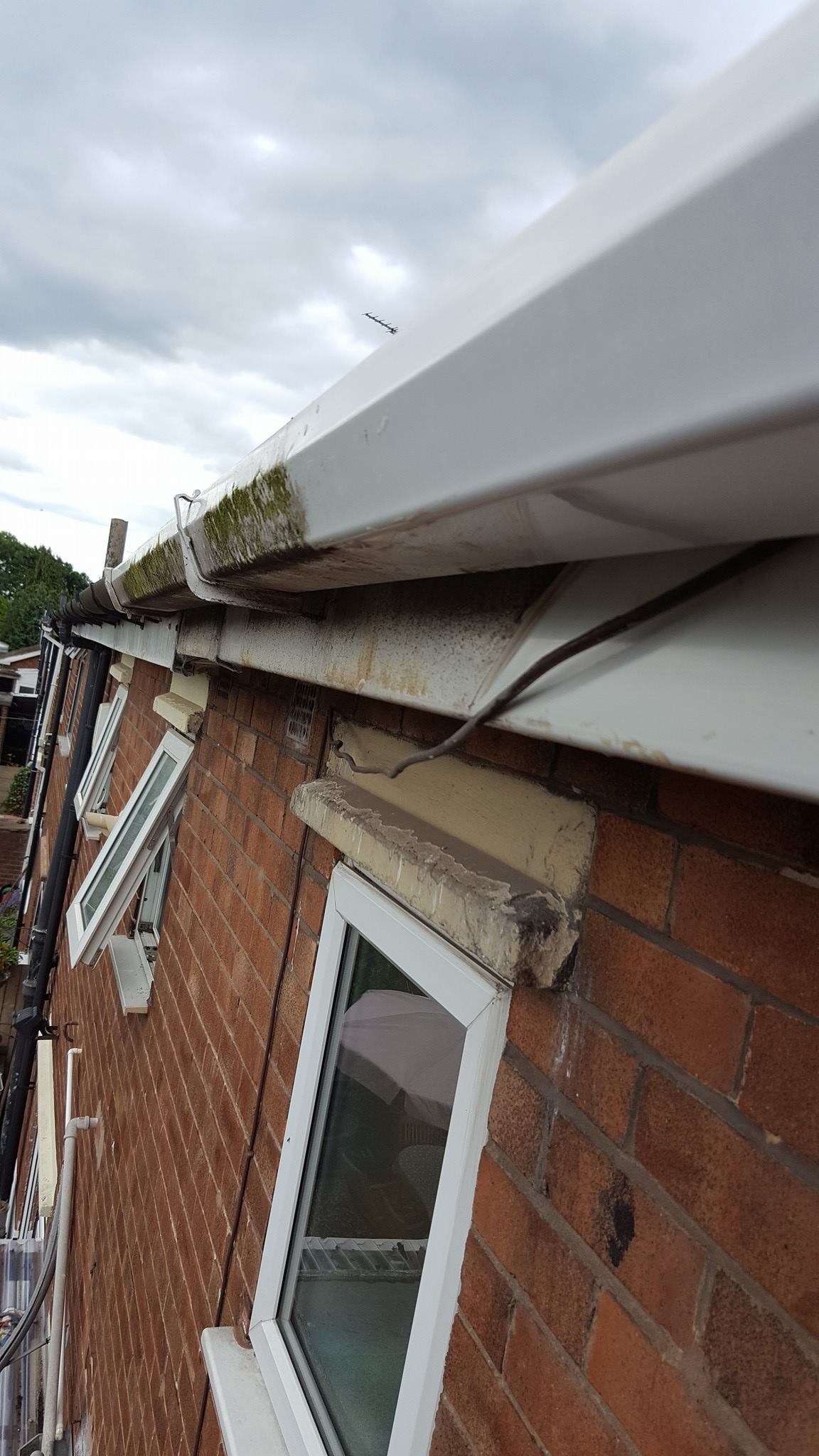 Fascia Cleaning — Fascia Cleaning in Progress in Keyes, CA