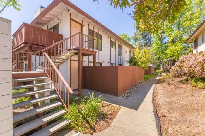 Camelback North Apartments