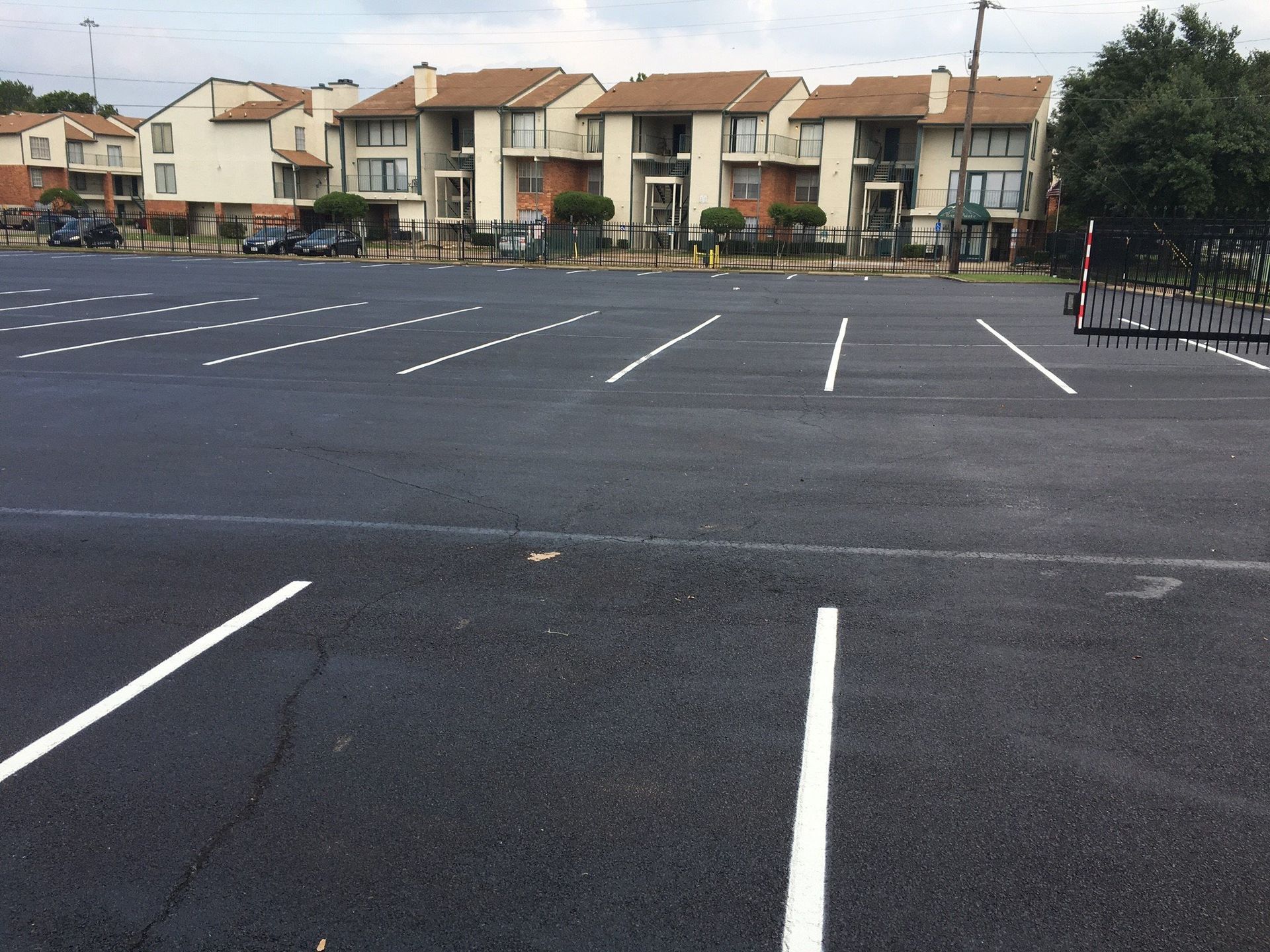 parking lot sealcoating