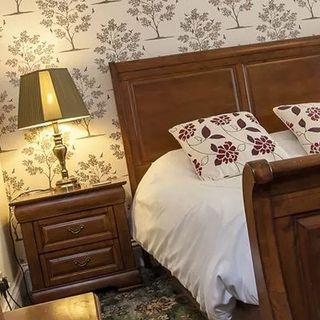 Bank Guesthouse room prices