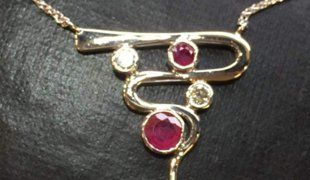 stones put on a golden jewellery