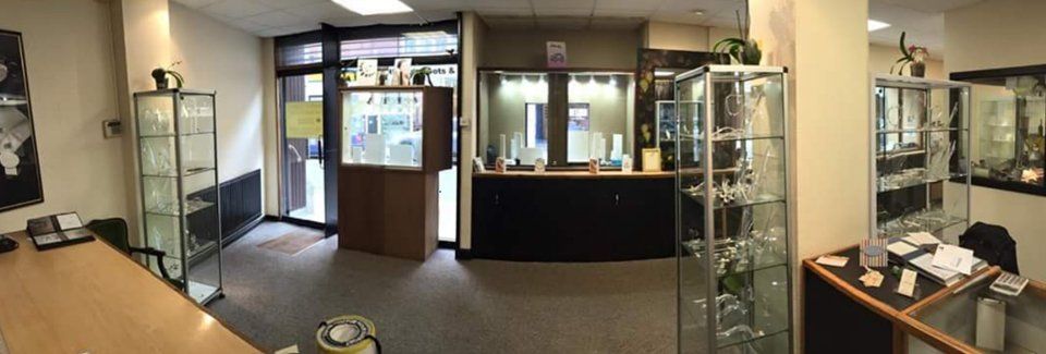 Hills Goldsmiths jewellery store interiors