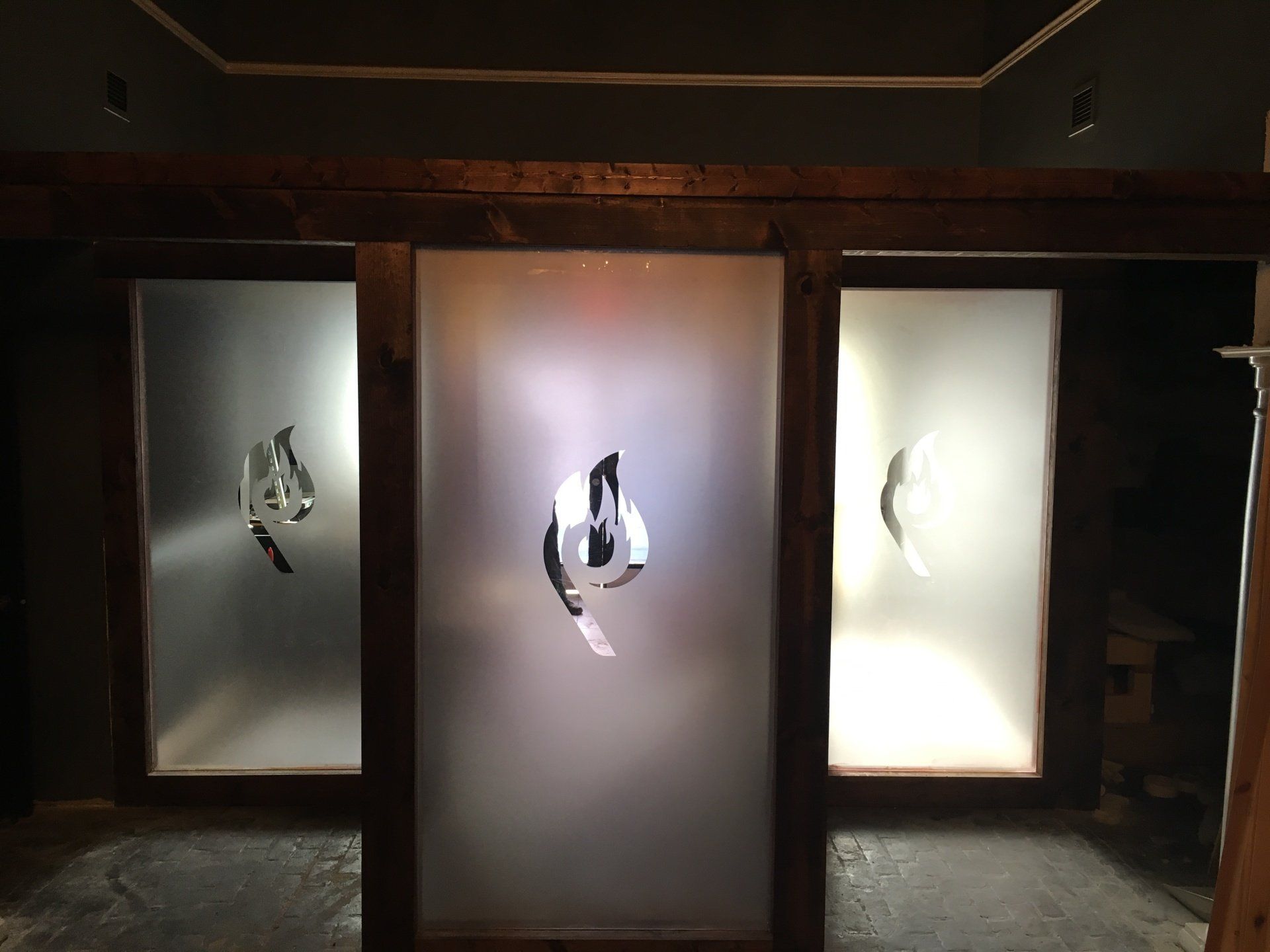 Plotted Window — Opaque Window with Centered Art in Franklin, TN