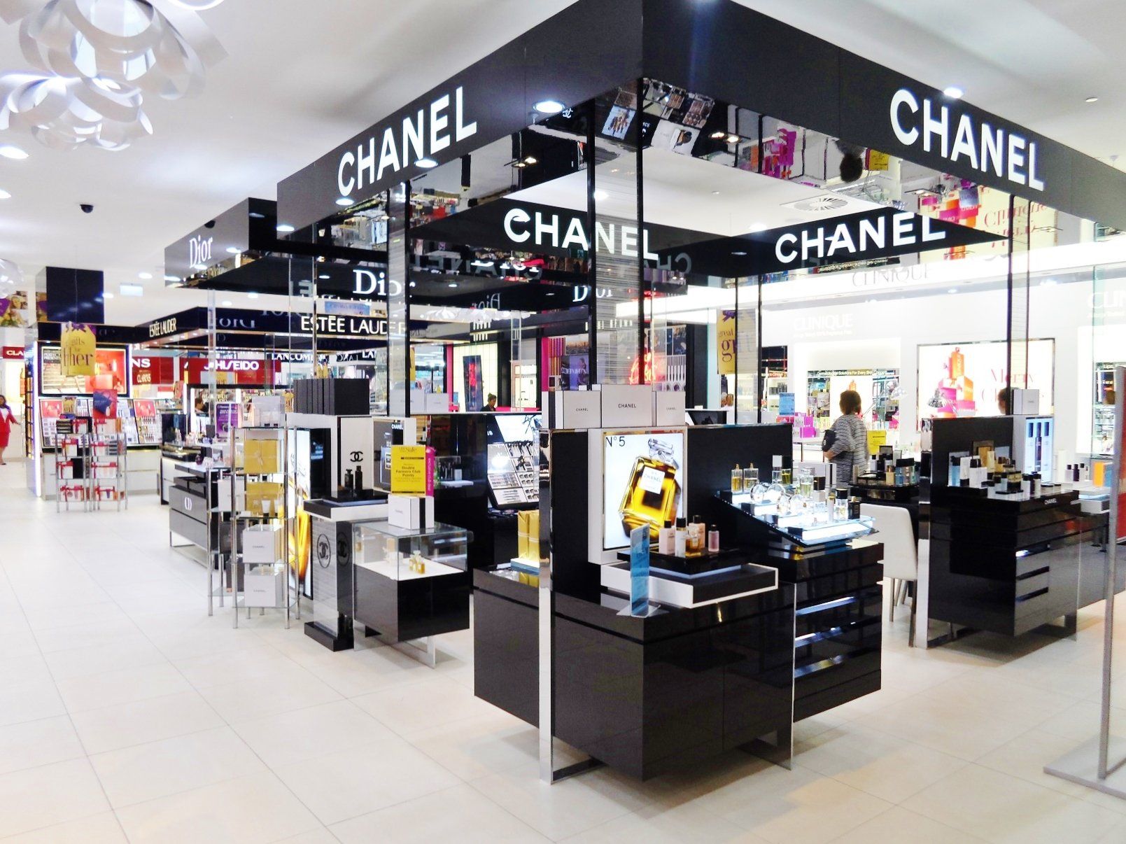 Upselling — Cosmetics Store in Franklin, TN