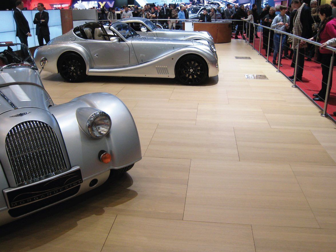 reusable flooring for car expo stands