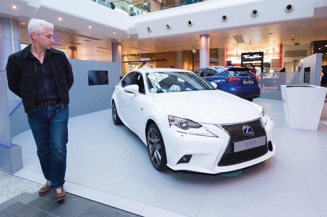 car advertising experiential marketing stand flooring system