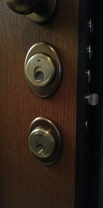 porta blindata dopo l'apertura