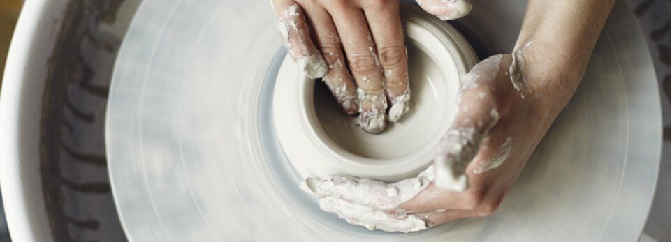 lavorazione ceramica 
