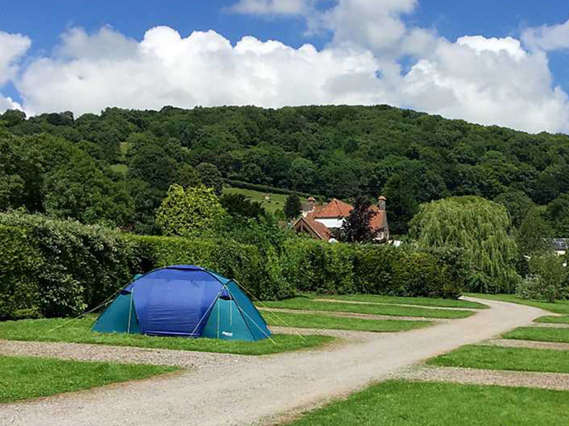 Camping and caravanning at our campsite in Cheddar