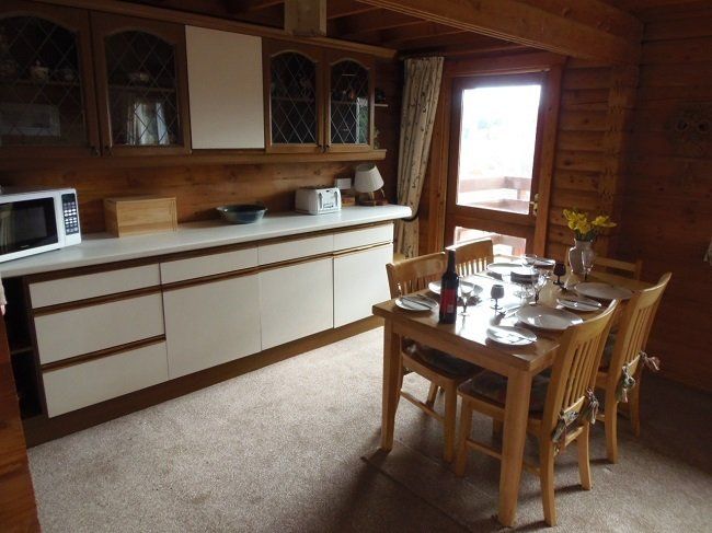 Owl Lodge Dining Area