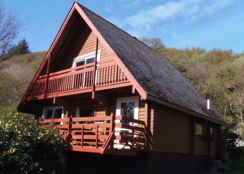 Holiday Lodge
wooden holiday lodge
Log cabin