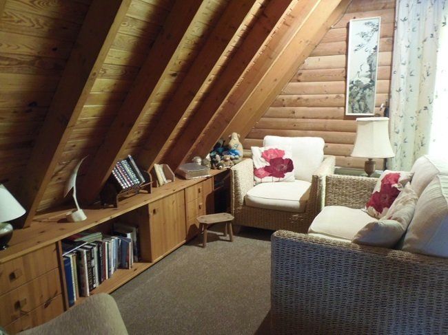 Owl Lodge Upstairs Twin