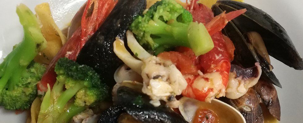 pasta pizzicata ai frutti di mare
