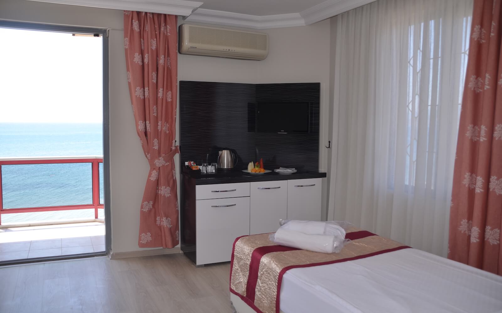 Hattuşa Beach, rooms