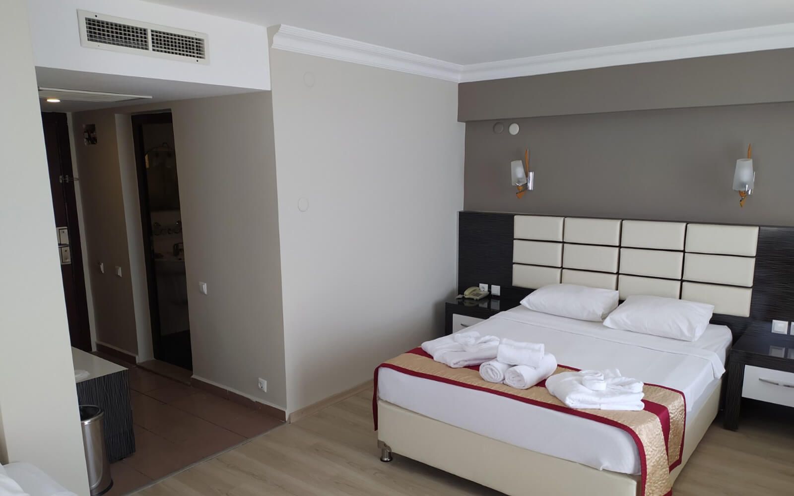 Hattuşa Beach, rooms