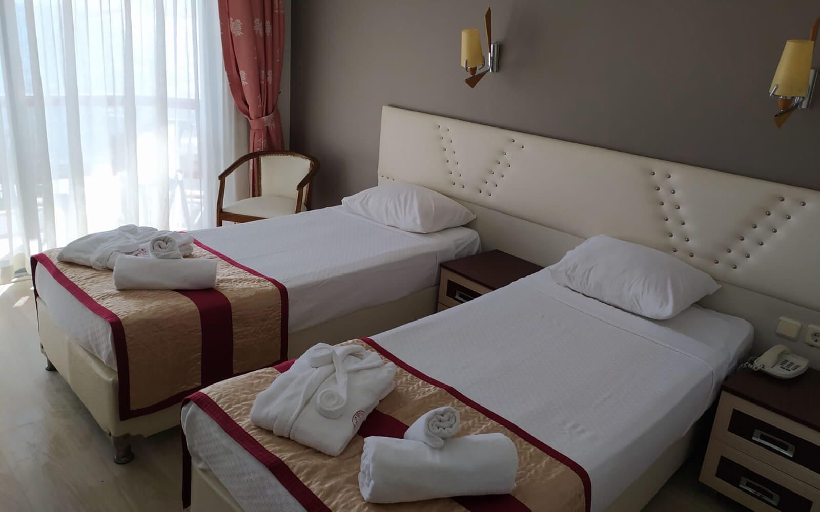 Hattuşa Beach, rooms