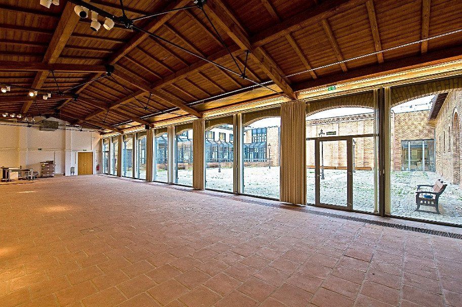 FLORIS Partner Location Sammlung Scharf-Gerstenberg