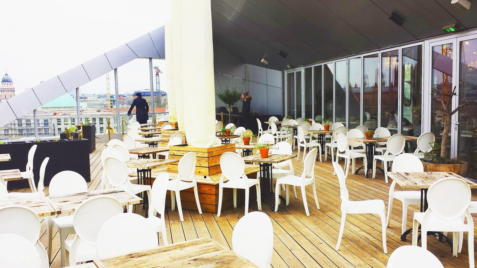 FLORIS Partner Location Humboldt Box Berlin