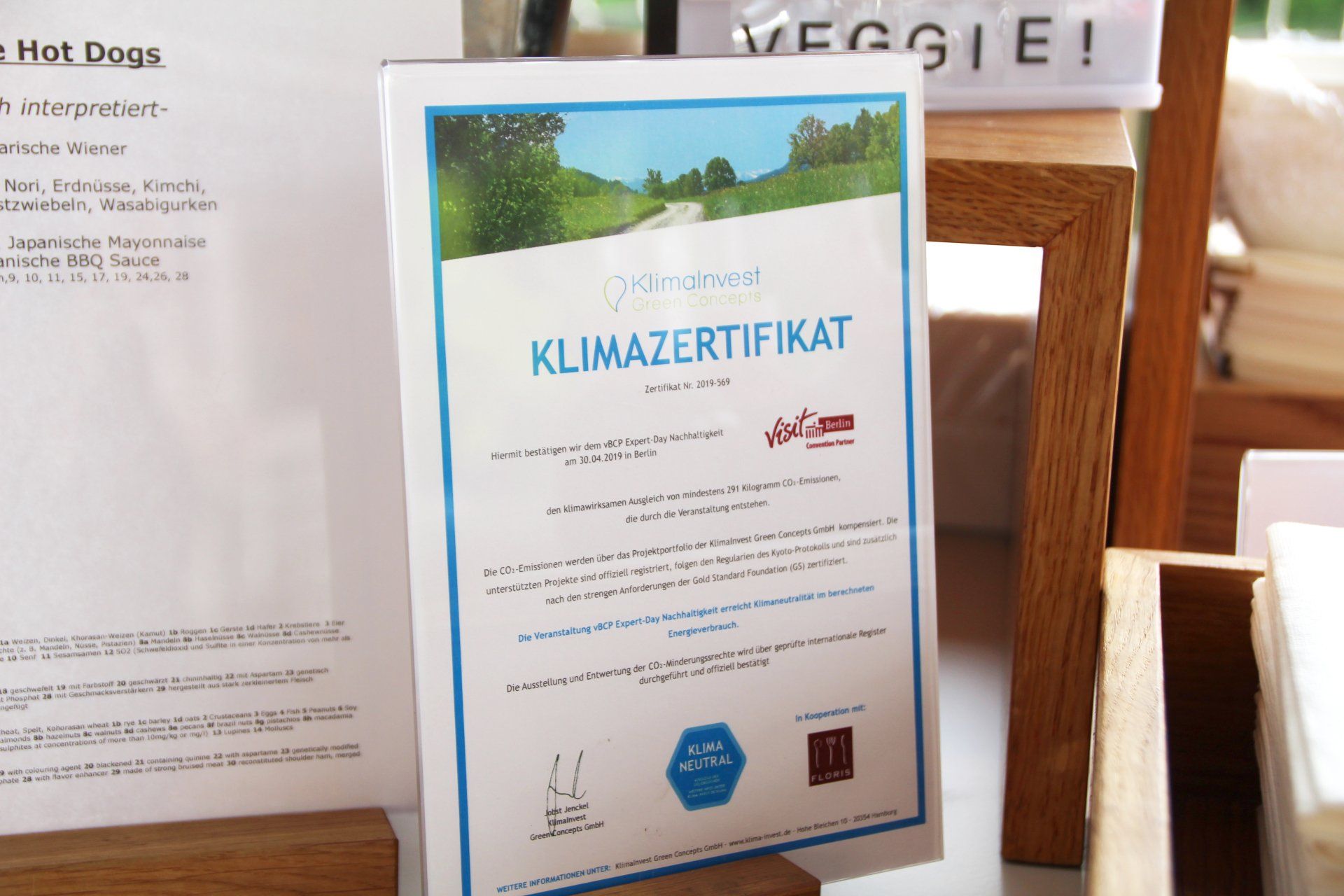 FLORIS Catering Aufsteller  auf Buffettisch