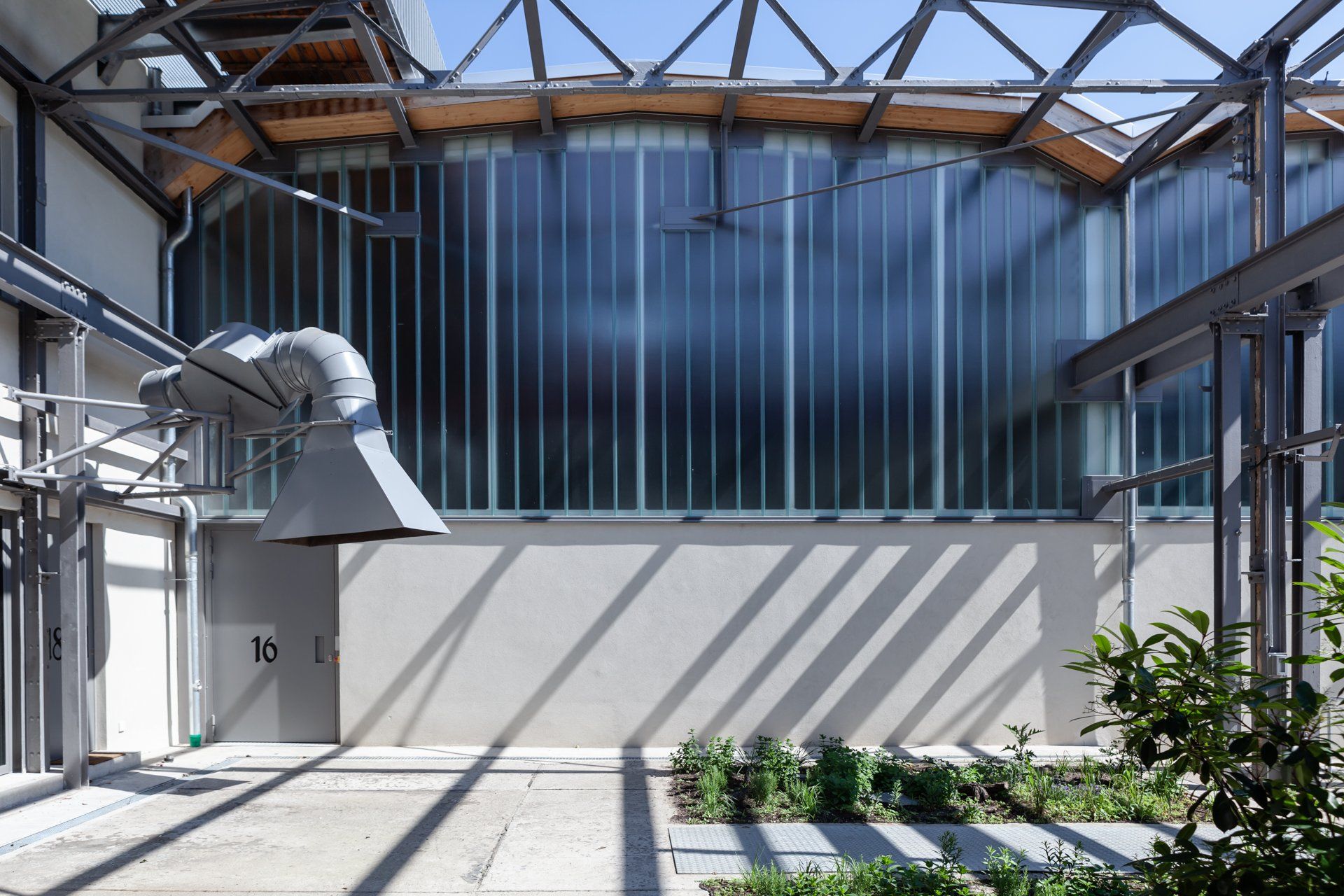 FLORIS-Location-Spreehalle
