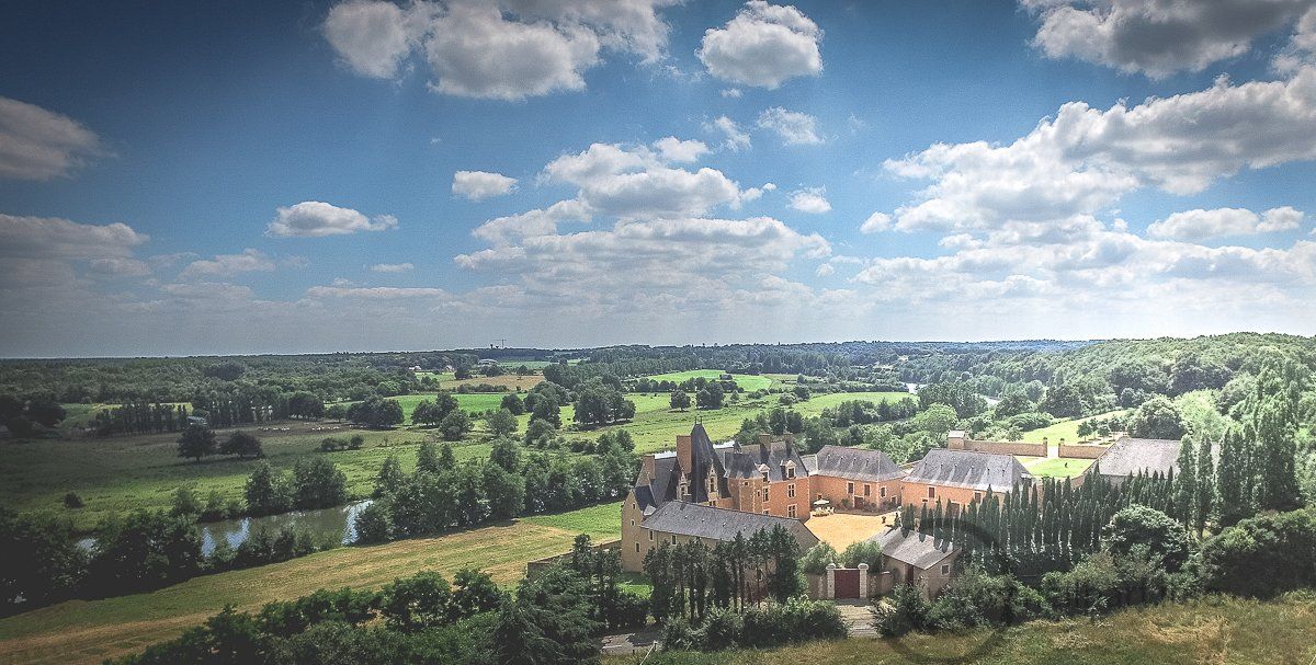 Chateau Perrine de Cry Le Mans Classic Accommodation