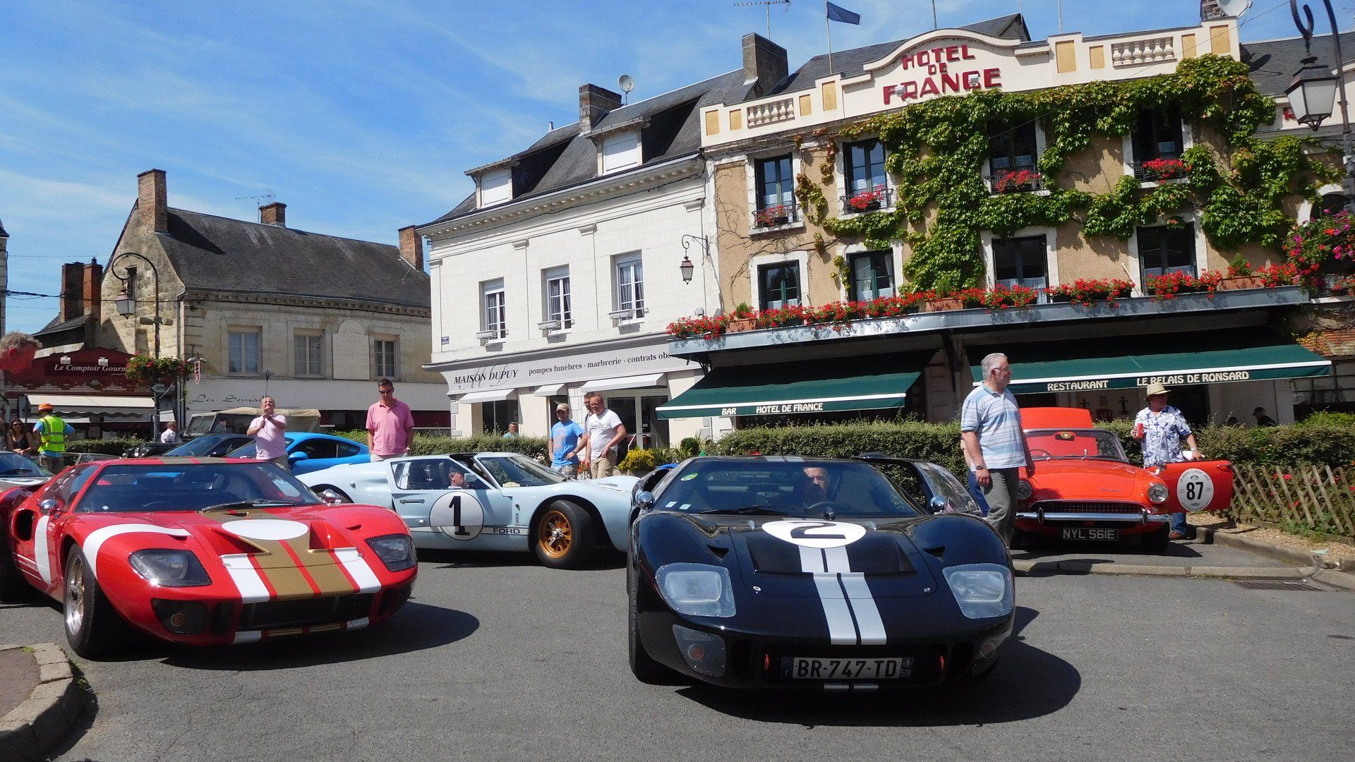 GT40 Hotel de France Le Mans Classic