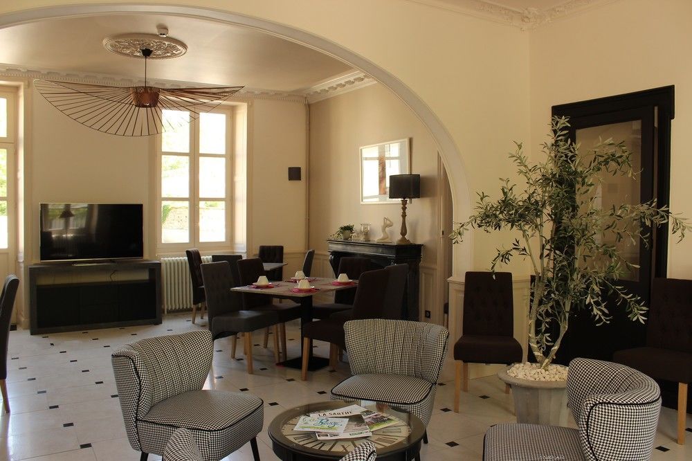 Hotel St Martin Reception