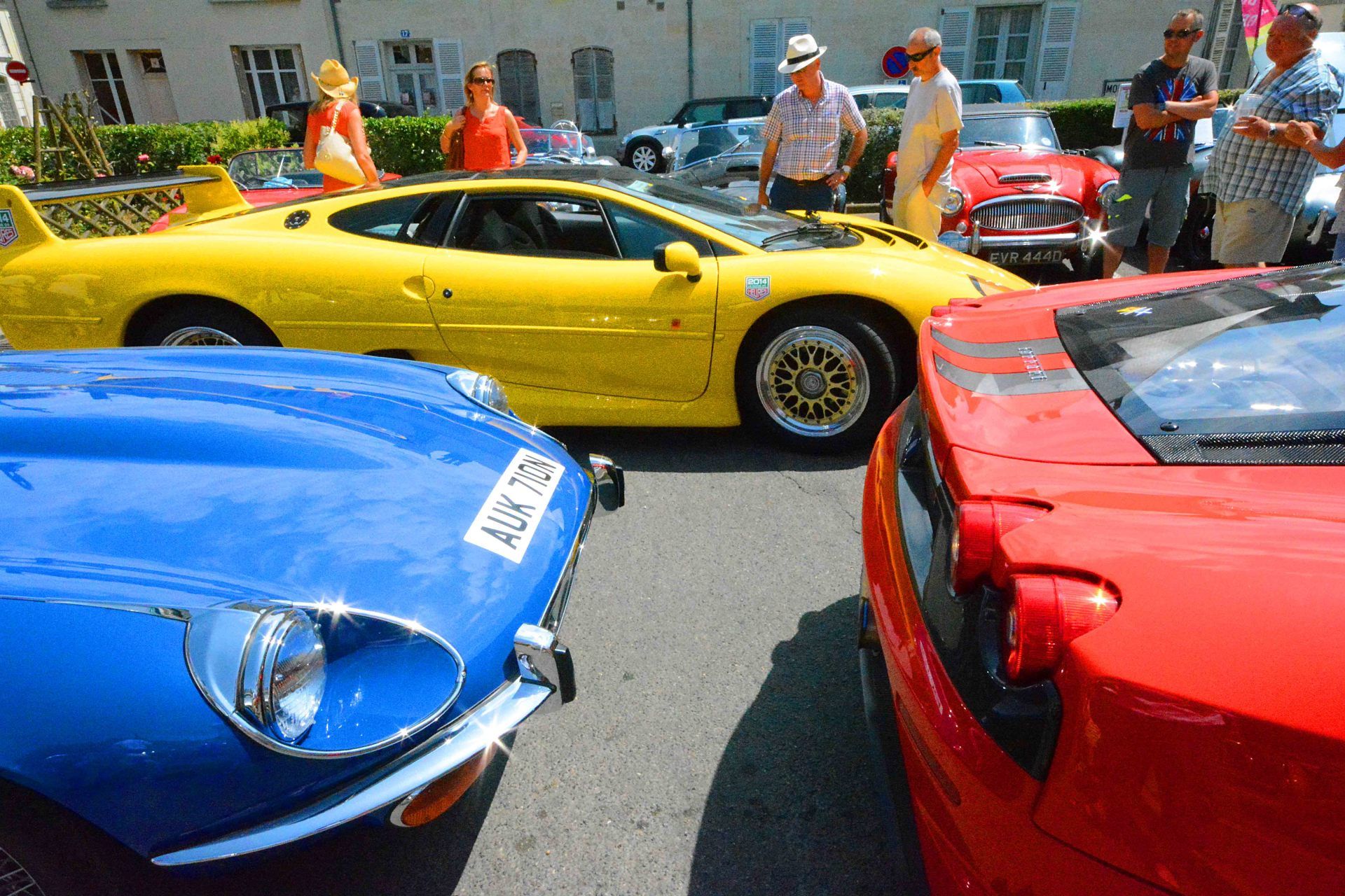 Jaguar & Ferrari Hotel de France